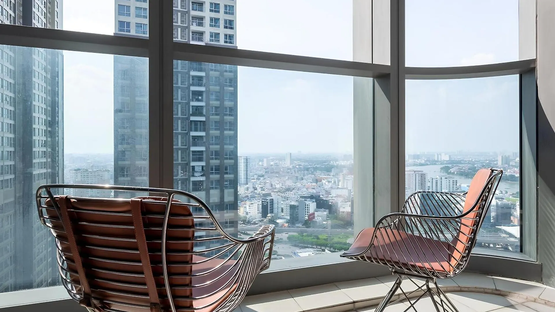 Aparthotel The Peninsula Landmark - Vinhomes Central Park Ho Chi Minh City