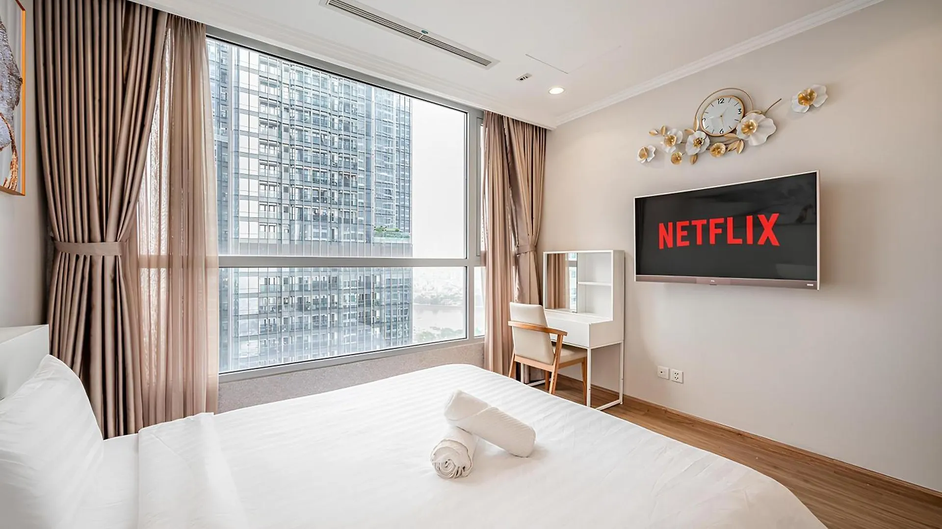 The Peninsula Landmark - Vinhomes Central Park Ho Chi Minh City Vietnam