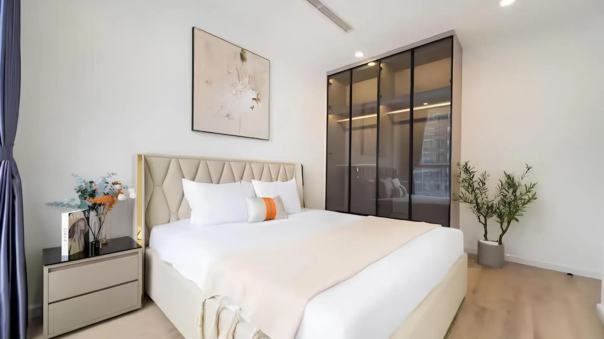 The Peninsula Landmark - Vinhomes Central Park Ho Chi Minh City Aparthotel