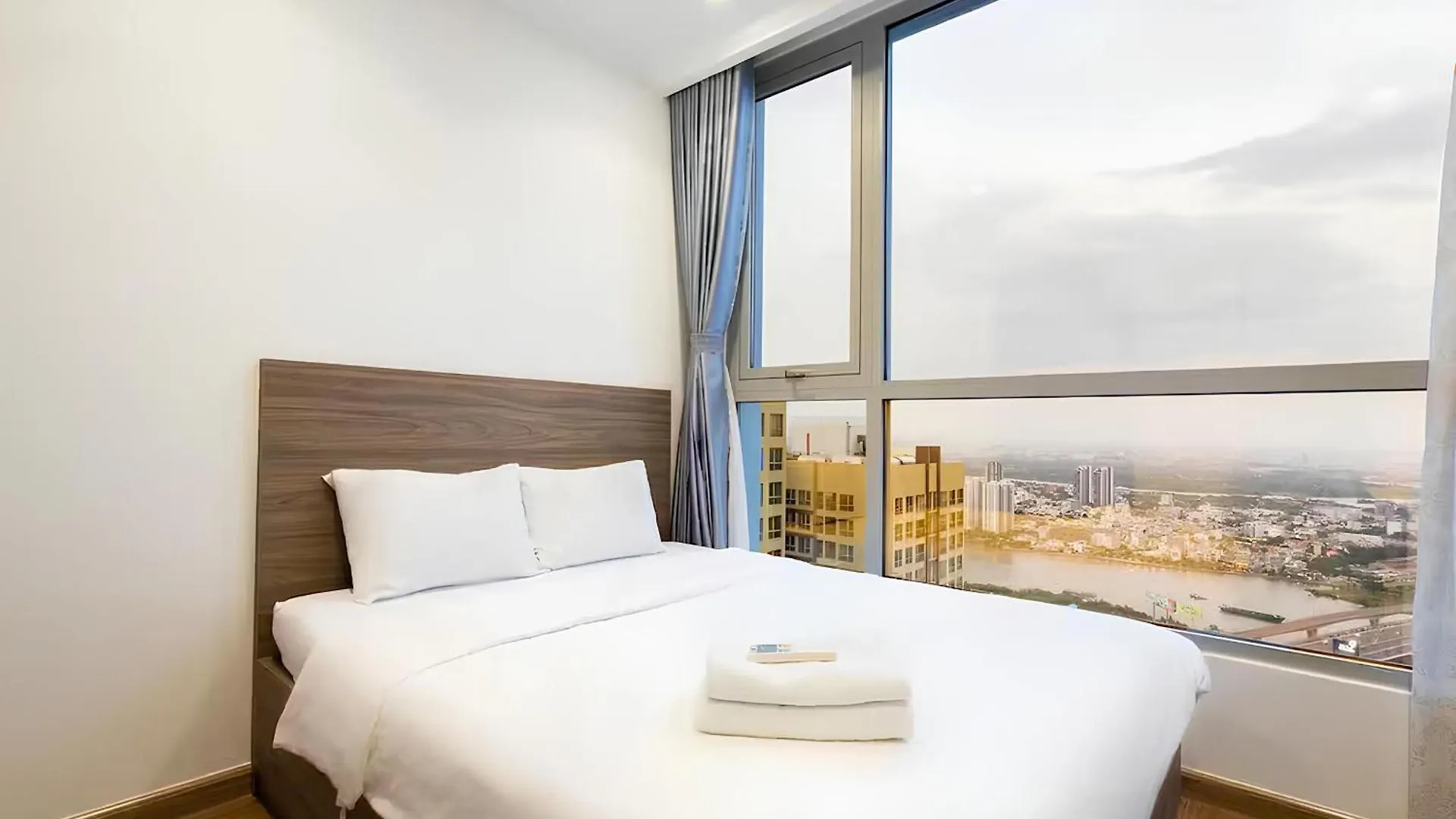 The Peninsula Landmark - Vinhomes Central Park Ho Chi Minh City Vietnam