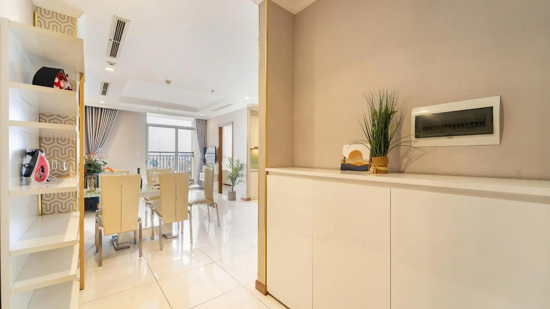 The Peninsula Landmark - Vinhomes Central Park Ho Chi Minh City 0*,