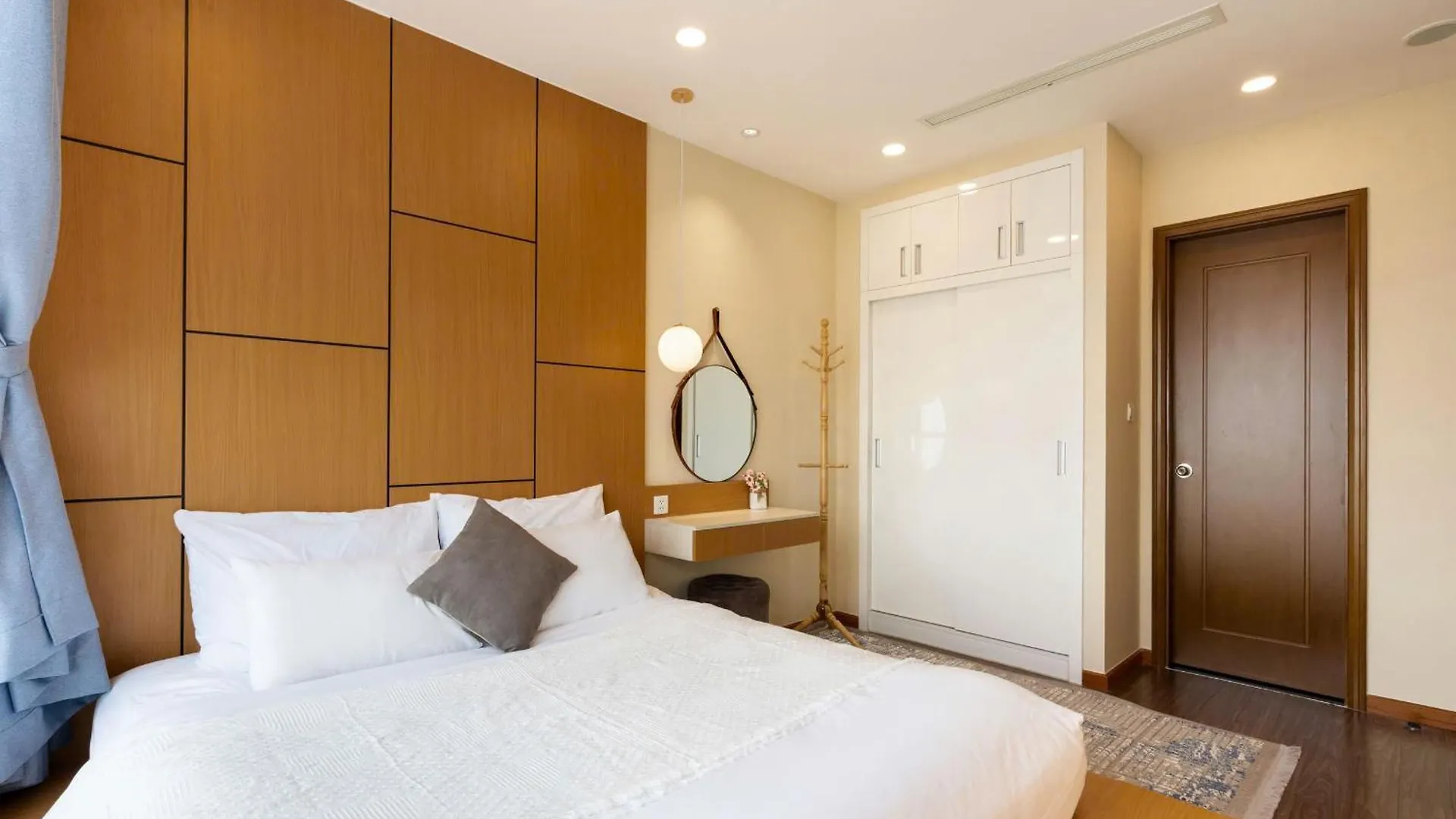 The Peninsula Landmark - Vinhomes Central Park Ho Chi Minh City Vietnam